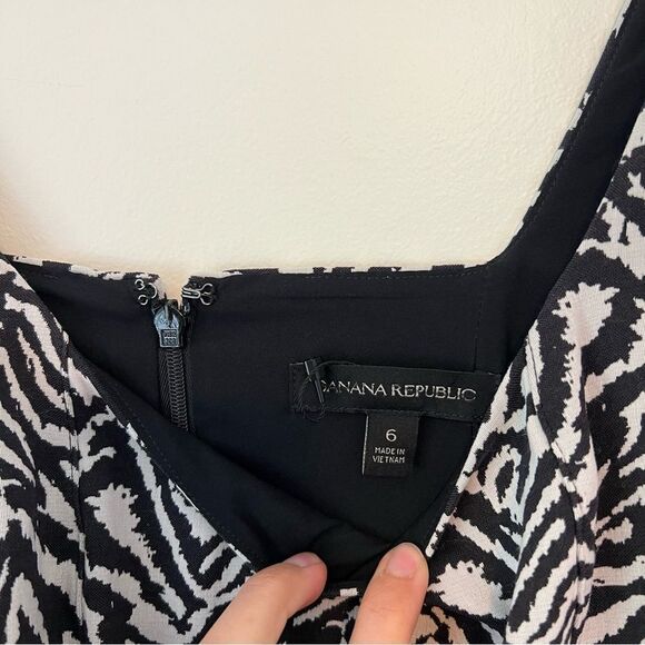 Banana Republic Sloan Zebra Print Square Neck Stretch Sheath Dress Size 6 - Picture 6 of 9